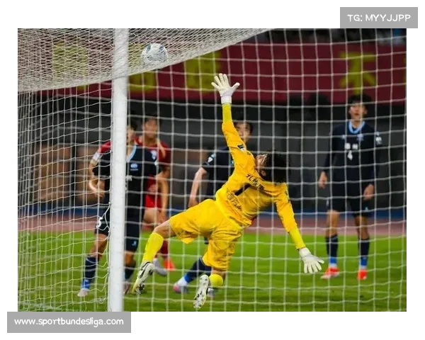 韦洛德罗姆球场球迷声浪震慑客队