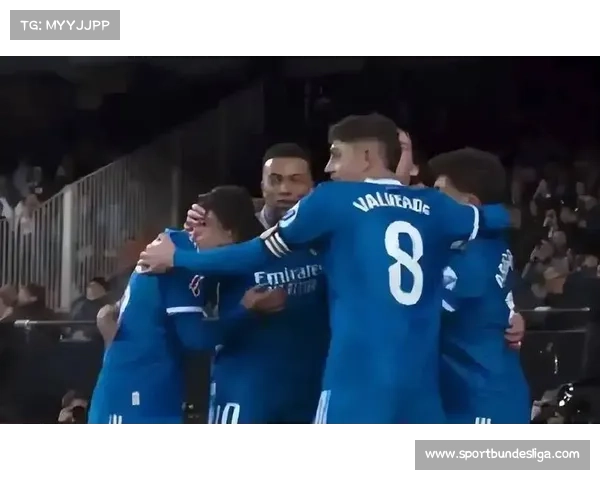 皇马残阵客场2-0力克瓦伦西亚豪取七连胜,小将卡雷拉斯破门,姆巴佩锁定胜局 皇马残阵客场2-0力克瓦伦西亚豪取七连胜,小将卡雷拉斯破门,姆巴佩锁定胜局